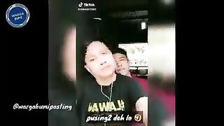 Ketawa awet muda...