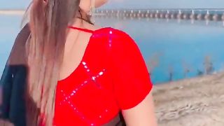 O Bangla Gaadi Jhumke Kangana #shorts-yukpO2R-CBs-720p-1702540777.