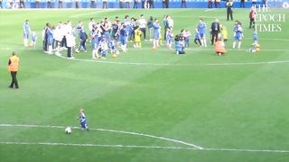 Enjoy this cute baby score : see the Reaction of Fans
