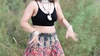 Dholna is on trend ????❤️ #ytshorts #dance #dholna #trending #viral #bebonamita #trendingonyoutube.