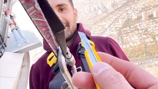 شجاع باش...