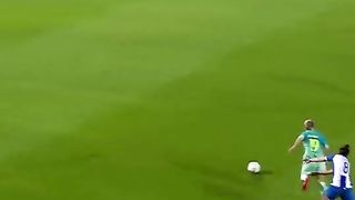 Female Ronaldo vs Messi