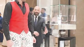 The calm before the storm, athletes must prep themselves for success. In @tysonfuryTyson Fury's case,