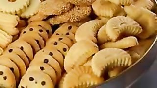With 1 dough, I made 5 of the most famous desserts maamoul Cookies and biscuits Recipe ♥️♥️♥️