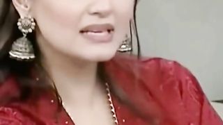 میں میکپ کرنے سے چِڑ جاتی ہوں _ Dur-e-fishan _ Ishq Murshid _ Shorts _ Hanky Panky.