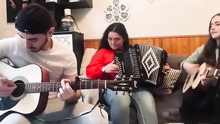 A concertina and two violas making the party.