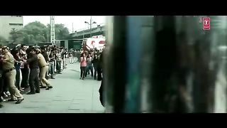 Nadaaan Parinday ghar a ja song