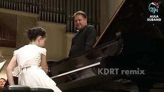 MAWAR BODAS - ALEXANDRA DOVGAN PIANO CONCERT (Music Parody)