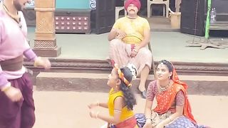 हमारा वाला डाँस ???????? #yourrahulsharma #rahulsharma #yashomatimaiyaakenandlala #behindthescenes