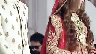On Screen Couple #Kinza Hashmi and Haroon Kadwani .. Ropush Film #At Pantine Hum Bridal Couture-Y5aNIIqeDnA-720p-1702698981.