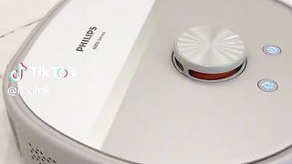 Philips Wet & Dry Robot Vacuum Cleaner 6000 Series 2