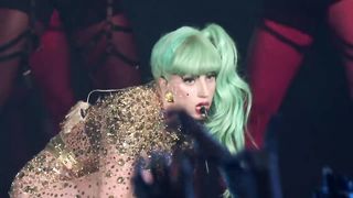 Lady Gaga - Poker Face (Gaga Live Sydney Monster Hall)