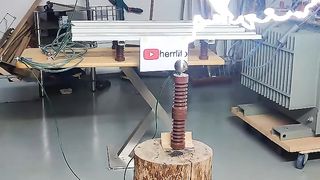 High Voltage Pendulum - Electrical Arc 28KV 1.2A