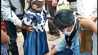 Frightening!! Walking corpse. This is the process of manene rituals by the Toraja people of Indonesia
