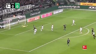 Equaliser Through Goalkeeper Error_ _ Borussia M_gladbach - Werder Bremen _ Highlights _ Bundesliga