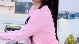 - Piyanka Mongia _ Mera Ek Ek Suit Pde Dhai Lakh Ka _ #18lakh #shortsoftheday-JtaUlzsfG14-720p-1702748213.