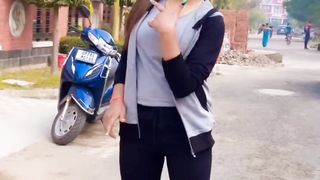 Tu jo sanam hans hans ke Shivani kumari-mxGv-SIUt38-1080pp-1702745788.