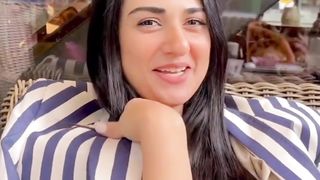 Sarah Khan vlog sarahkhan shorts-Az1X5Z3zC9U-1080pp-1702745379.