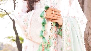Women Latest designer wear