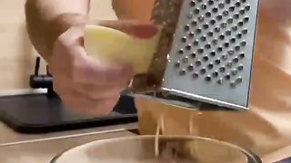 Шарики с тунцом и оливками