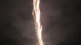 Shots Gold Crown Fireworks Cake #庆泰80发金