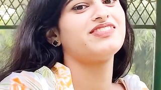 hum pyaar hai tumhare ????❤ #followmeoninsta #hitsong #trending #bollywood #shyamlove #popularsong-J8RN-OTgxaI-720p-1702814340.