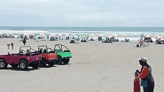 Jalan jalan di pantai palangtritis
