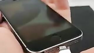 use this iPhone prank on your best friend ???????? (2022) #shorts.