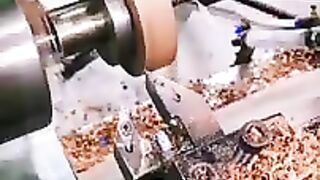 Double knife wood numerical control equipment- Good tools and machinery make work easy