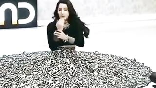 Nora Fateh Viral