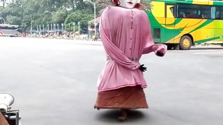 Nonton Ondel Ondel