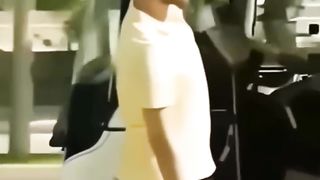 idiot action ????????