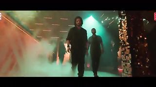 Wild_Saala_Full_Video_Song_[4K]___Agent___Akhil_Akkineni___Urvashi_Rautela___Bheems_Ceciroleo(360p).