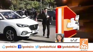 PTI vaqil dabang