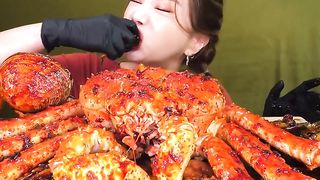 ASMR King Crab