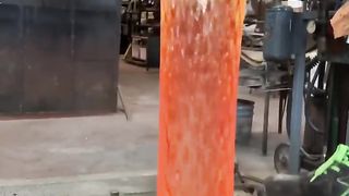 Unique skills from Sylcom Light the Venetian soul ???????? #satisfying #glass #italy #art #shorts.