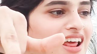 pass dil ke chale aayiye ❤️???? #followmeoninsta #trendingsong #bollywoodhits #bollywooddream.
