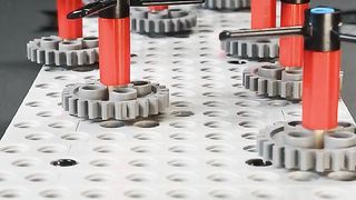 The Claw and Spider-Man - Mechanical Principles with Lego Technic.