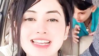 Tu hai 17-18 saal ka???? _ Priyanka Mongia _ Piyanka Mongia #priyankamongia #youtubeshorts #priyanka.