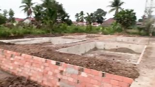 Kolam TANAH semi BETON, dinding BETON bawahnya TANAH