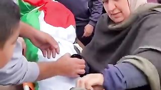 Very tearful viral video