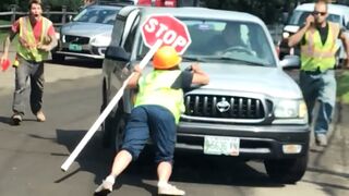 Crazy-Dashcam-Fails-Bad-Drivers-and-Road_2023