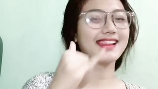 Happy Girls Viral Trend????
