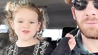 Little girl has priceless reaction to her dad's shaved beard