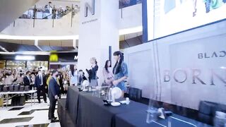 12.BLACKPINK - [BORN PINK] OFFLINE FAN SIGNING EVENT