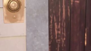 Ela é ciumenta e controladora