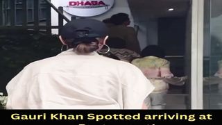 Gauri Khan Spotted arriving at a Restaurant! #gaurikhan #shorts #short #trending #viral #bollywood #shortvideo