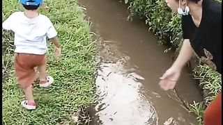 Satu momen dua tragedi