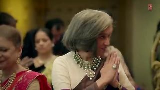 _Abhi_Toh_Party_Shuru_Hui_Hai__FULL_VIDEO_Song___Khoobsurat___Badshah___Aastha 2