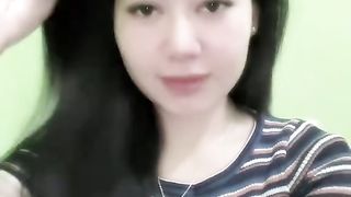 Bernyanyi 4